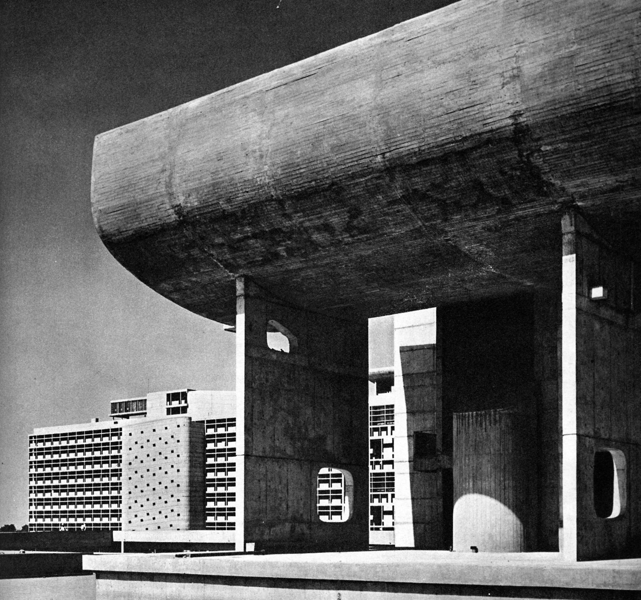 Archillect ID 405930