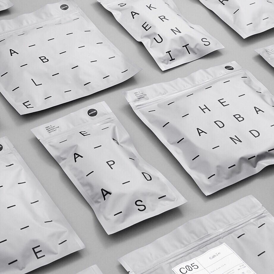 Archillect ID 405990