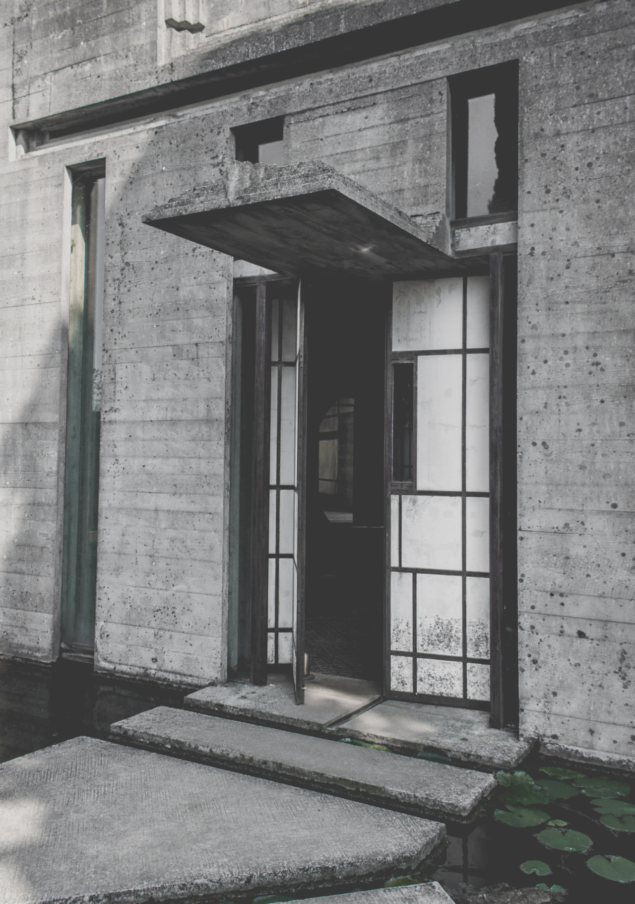 Archillect ID 406027