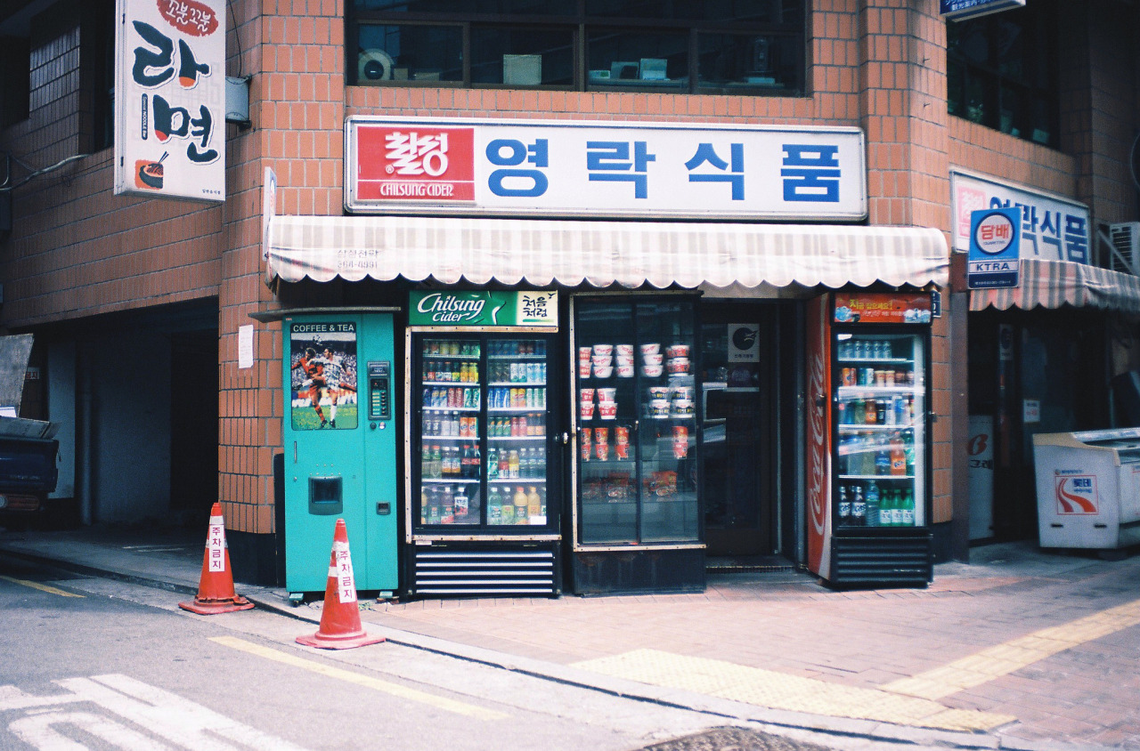 Archillect ID 406058