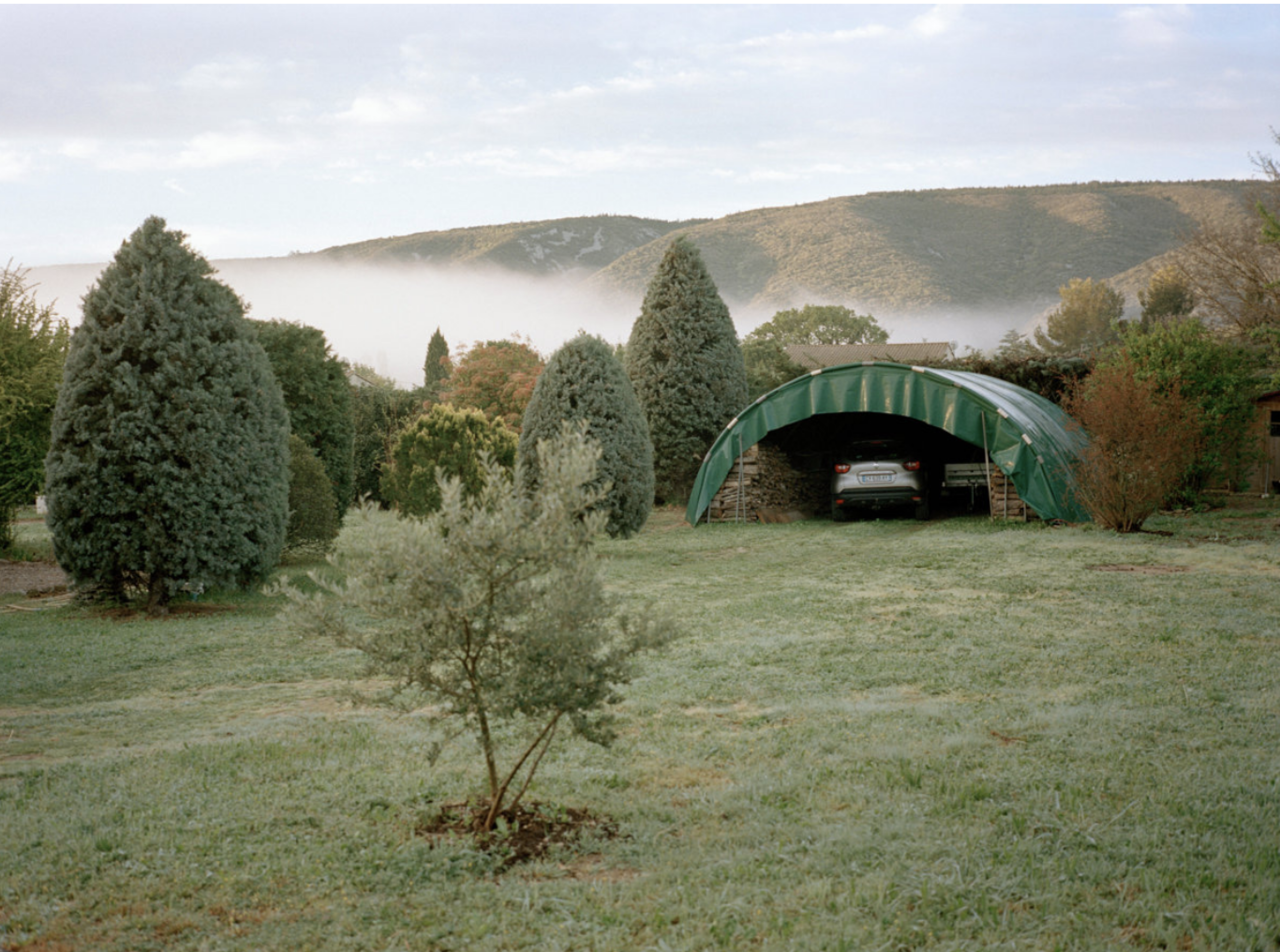 Archillect ID 406107