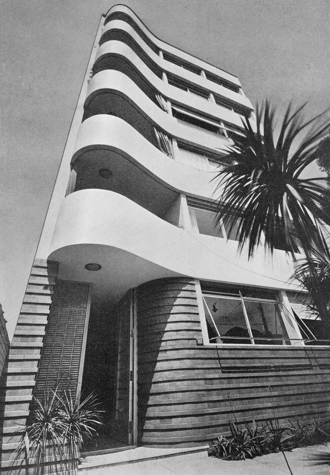 Archillect ID 406118