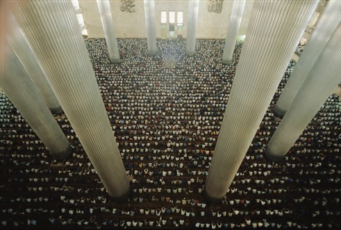 Archillect ID 406152