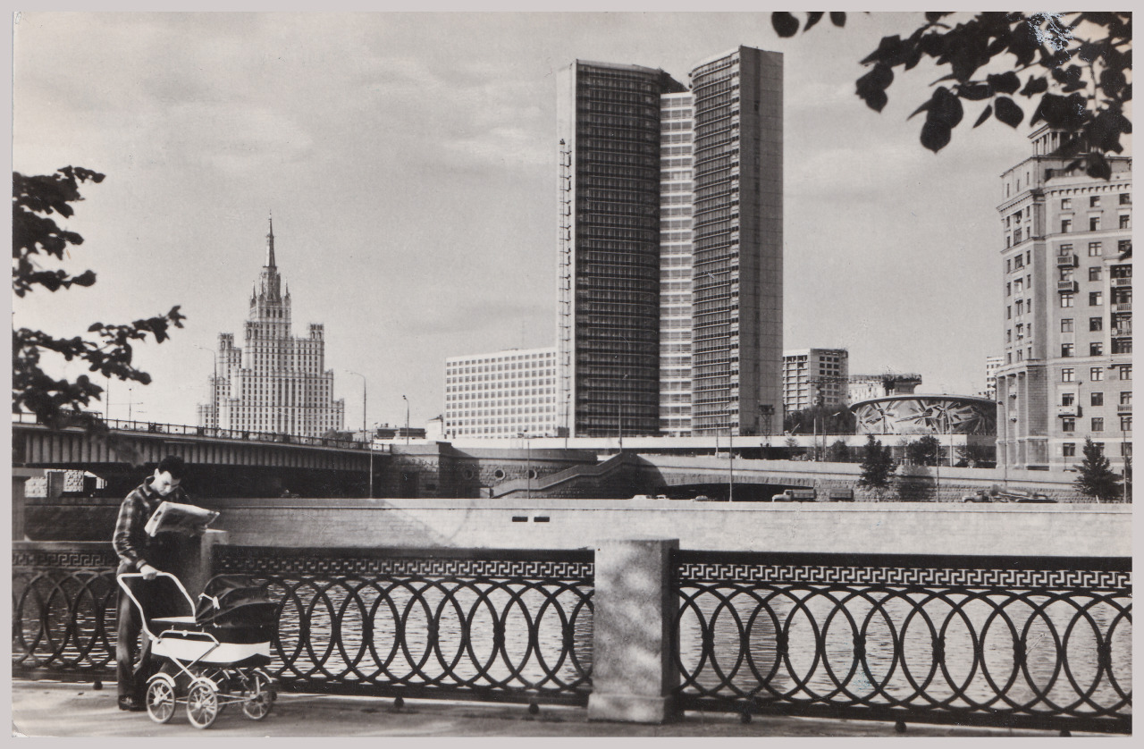 Archillect ID 406301