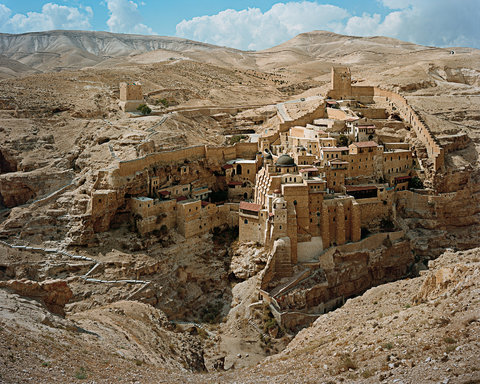 Archillect ID 406318