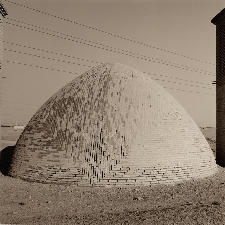 Archillect ID 406329