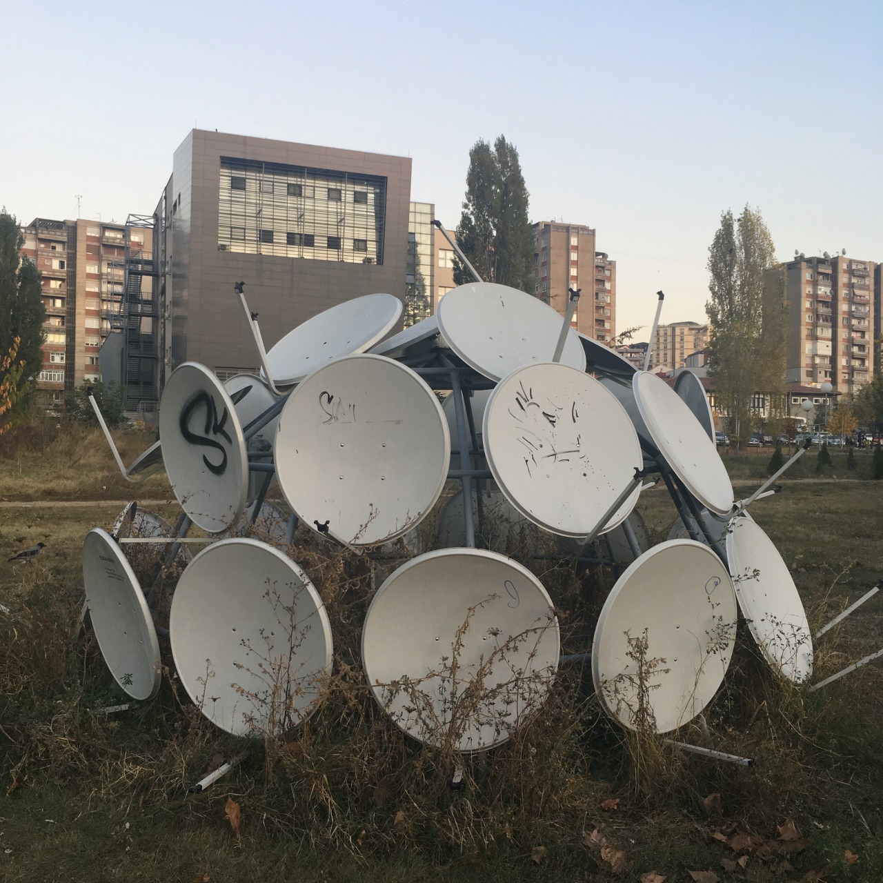 Archillect ID 406338