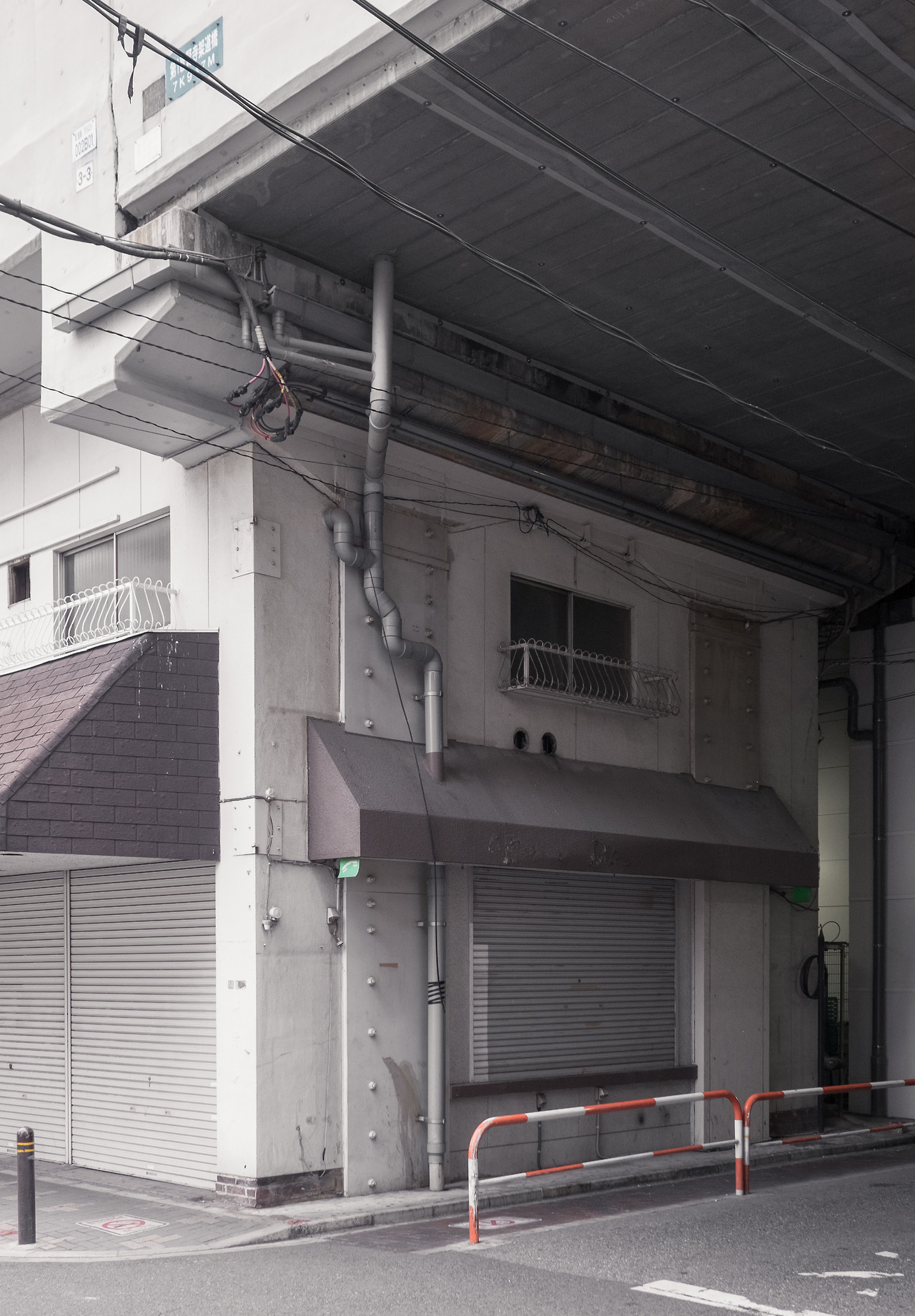 Archillect ID 406347