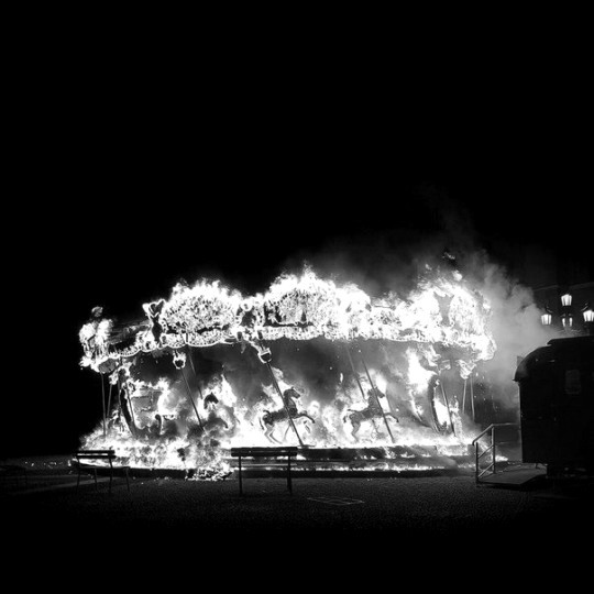 Archillect ID 406405