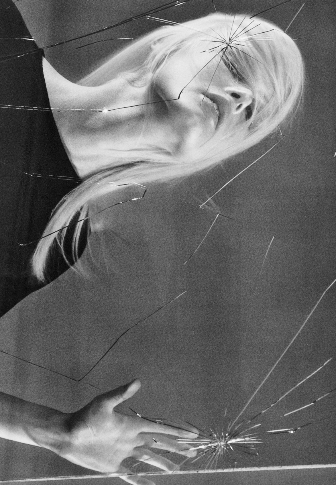 Archillect ID 406425