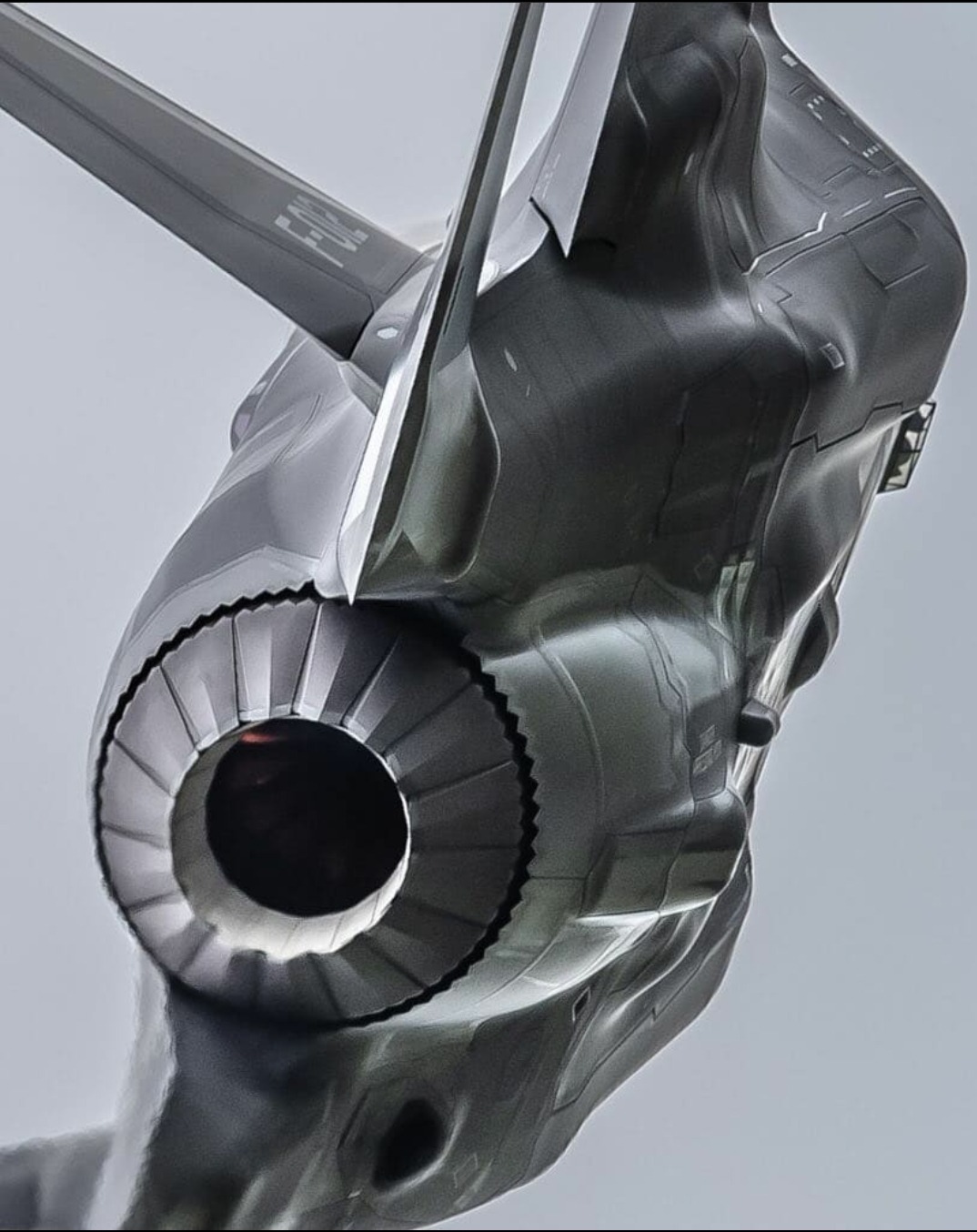 Archillect ID 406486