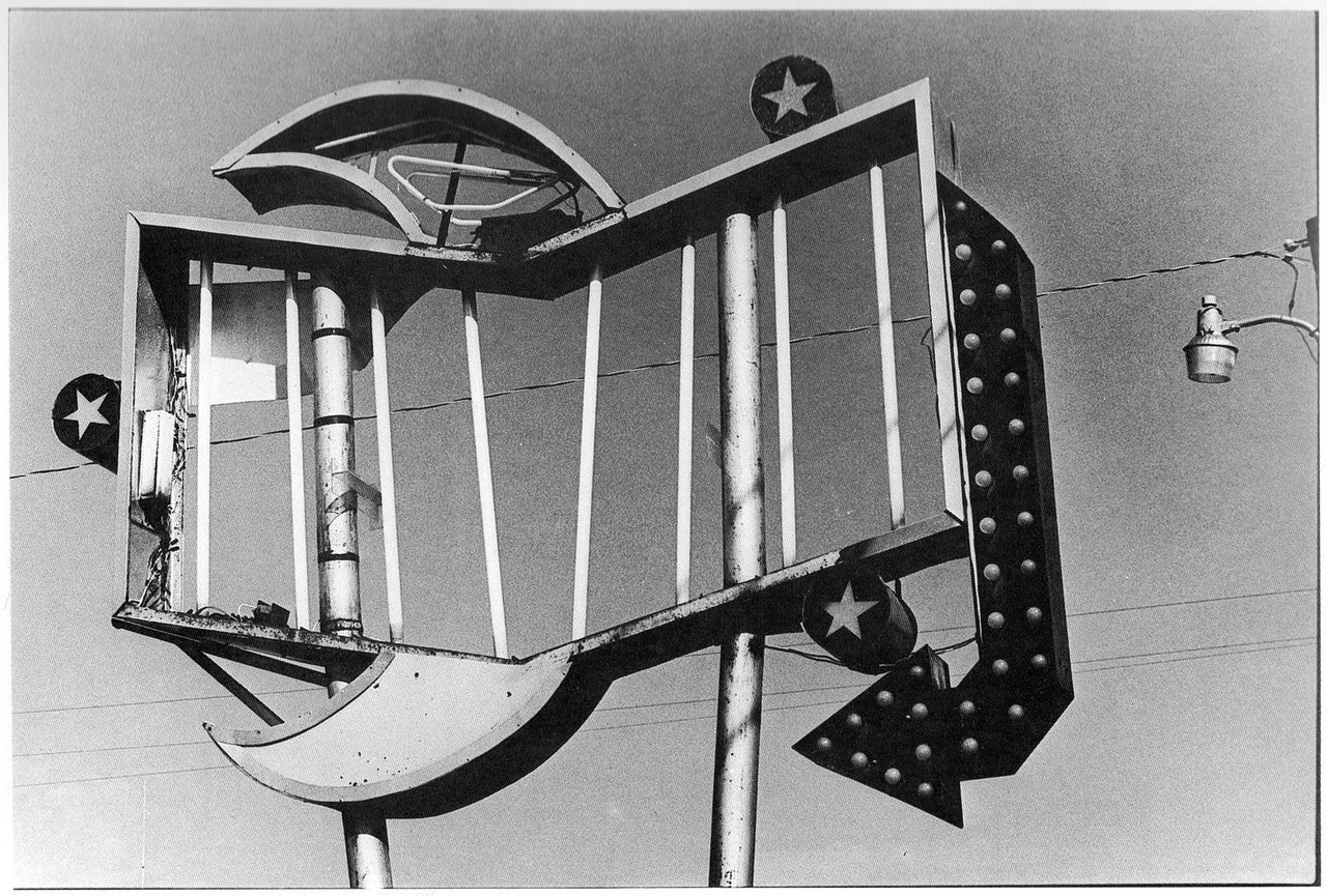 Archillect ID 406509