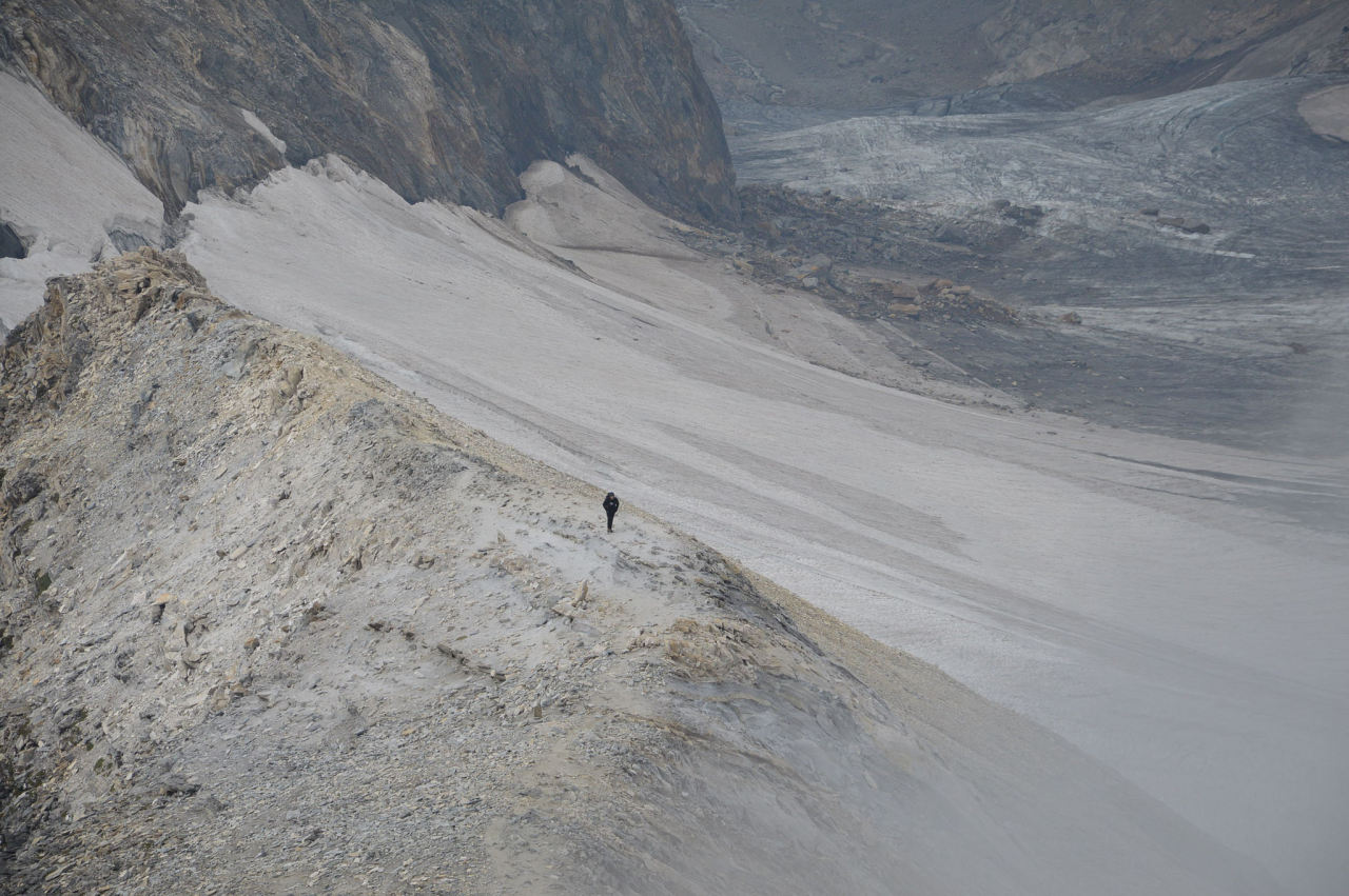 Archillect ID 406524