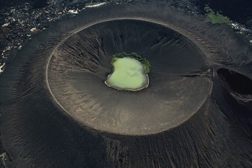 Archillect ID 406606