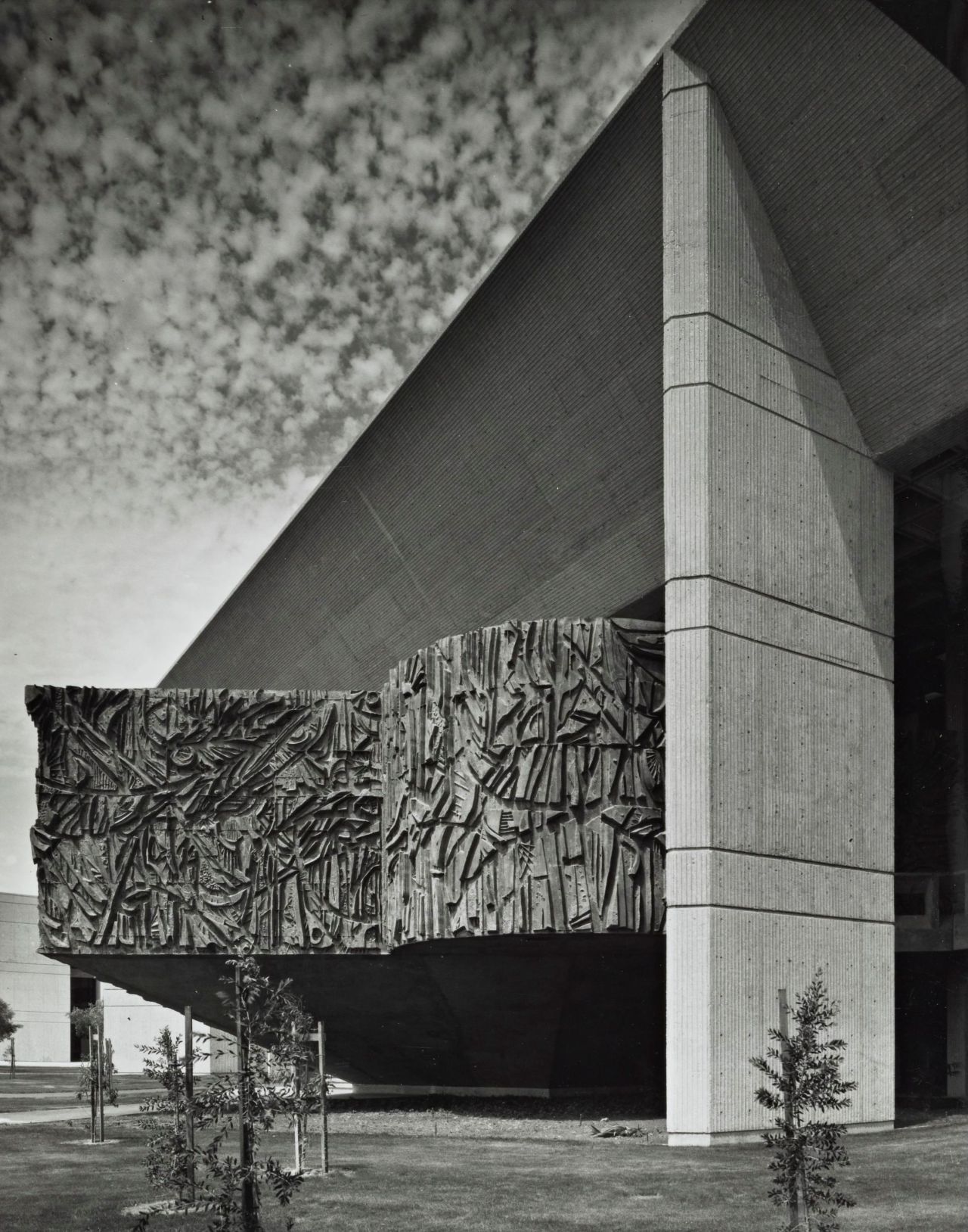 Archillect ID 406732