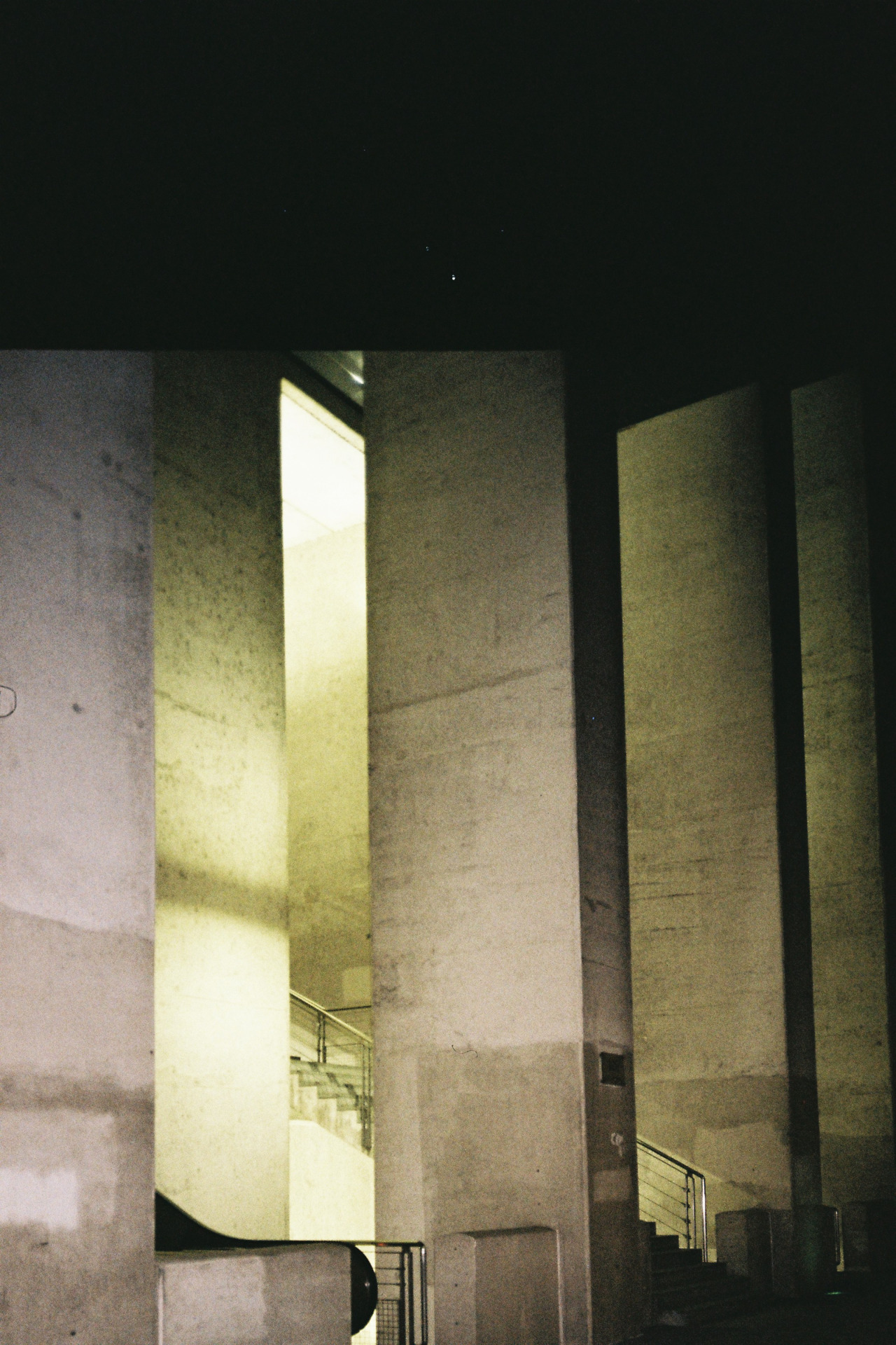 Archillect ID 406834