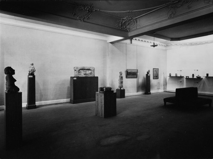 Archillect ID 406882