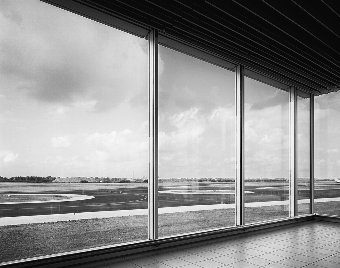 Archillect ID 406929