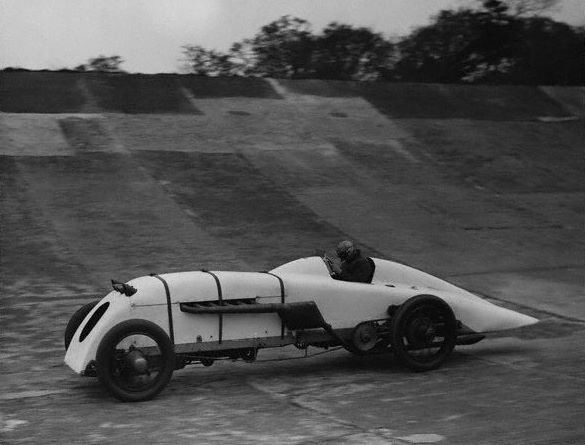 Archillect ID 406967