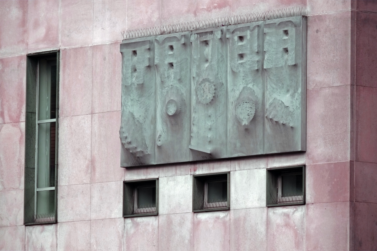 Archillect ID 406978