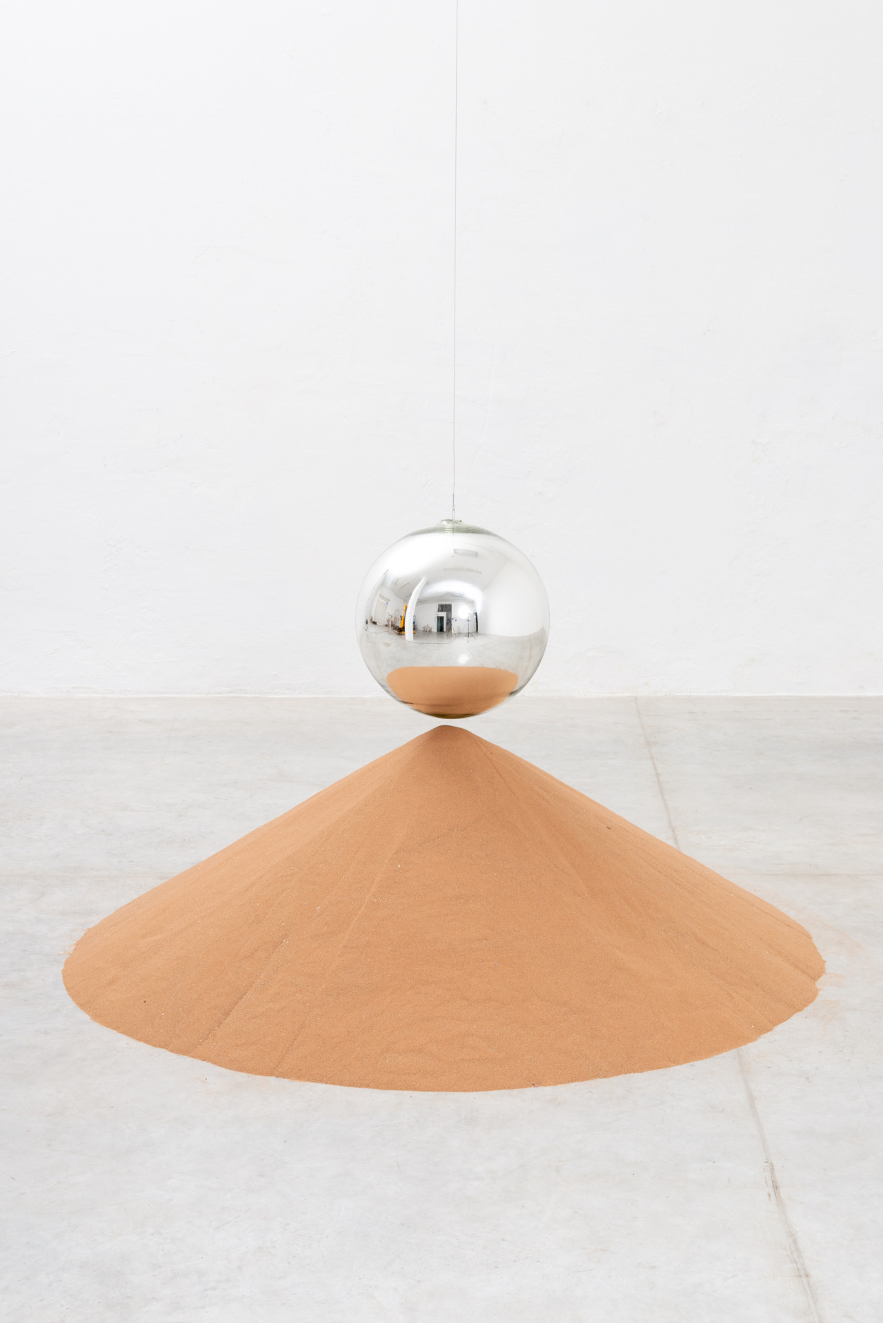 Archillect ID 407062