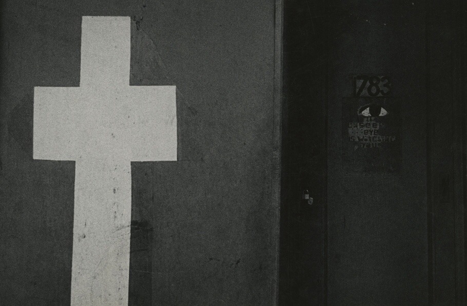 Archillect ID 407117