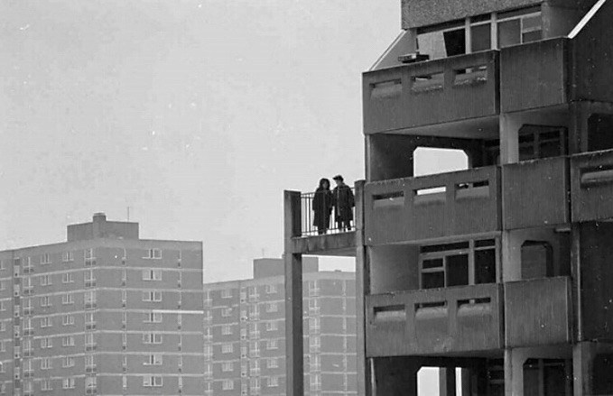 Archillect ID 407185