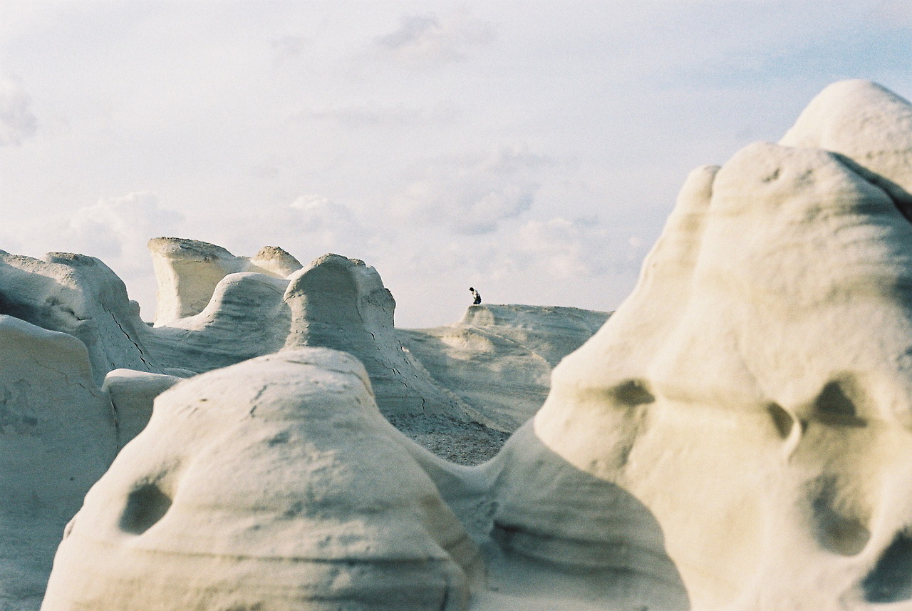 Archillect ID 407275