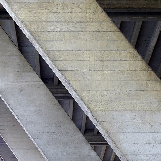 Archillect ID 407277