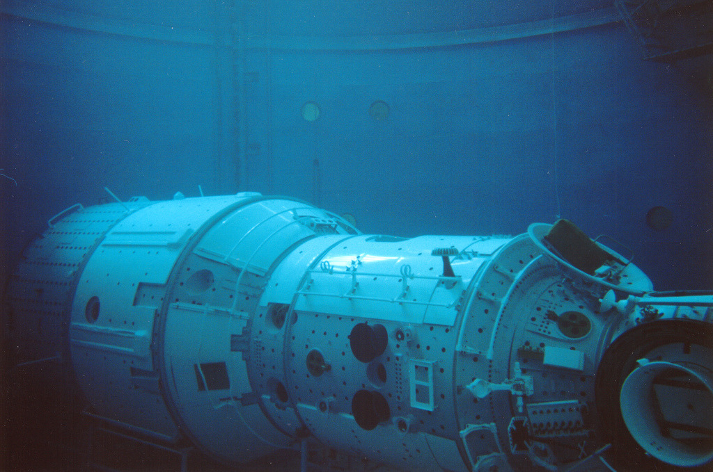 Archillect ID 407287