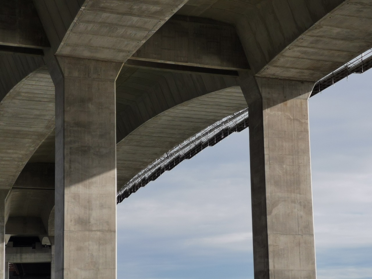 Archillect ID 407325