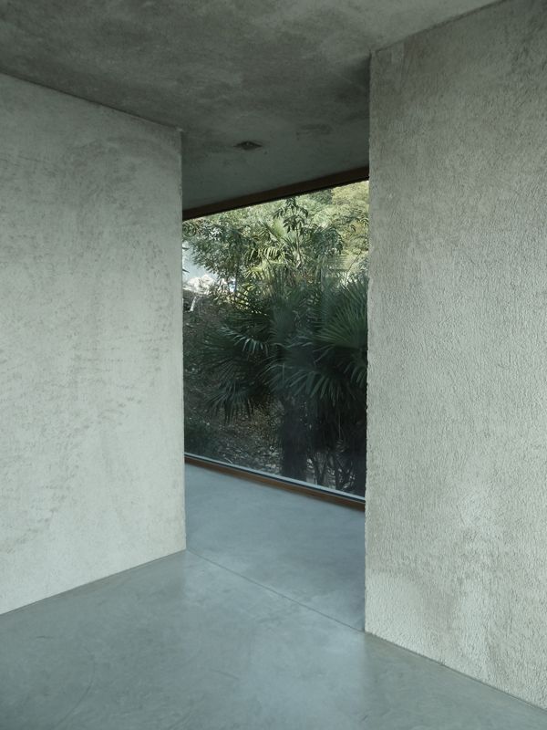 Archillect ID 407345