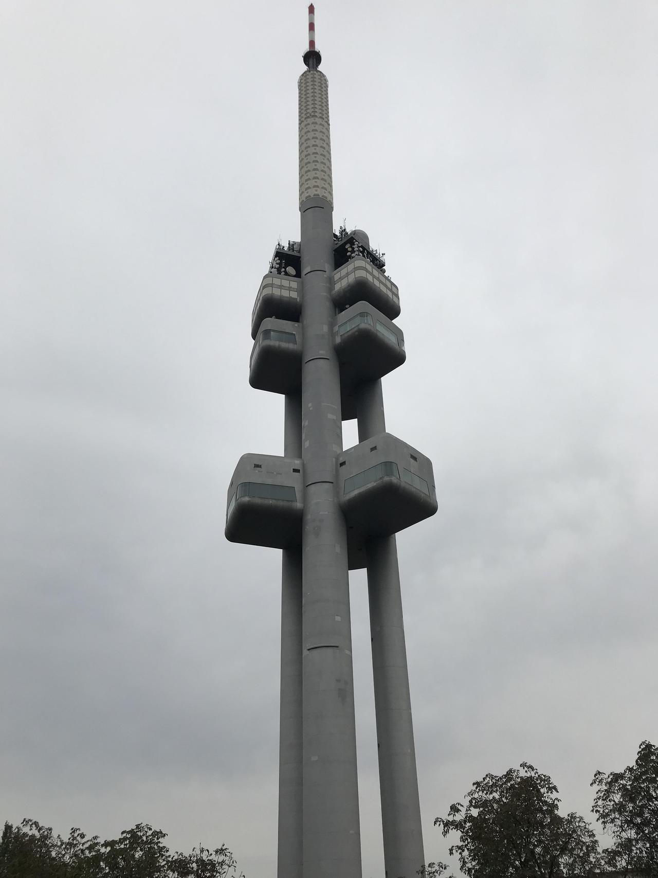 Archillect ID 407358