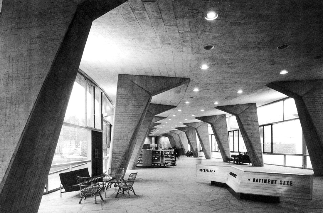 Archillect ID 407389