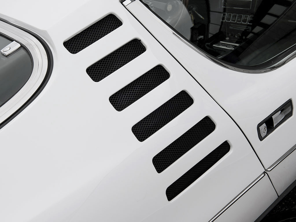 Archillect ID 407435