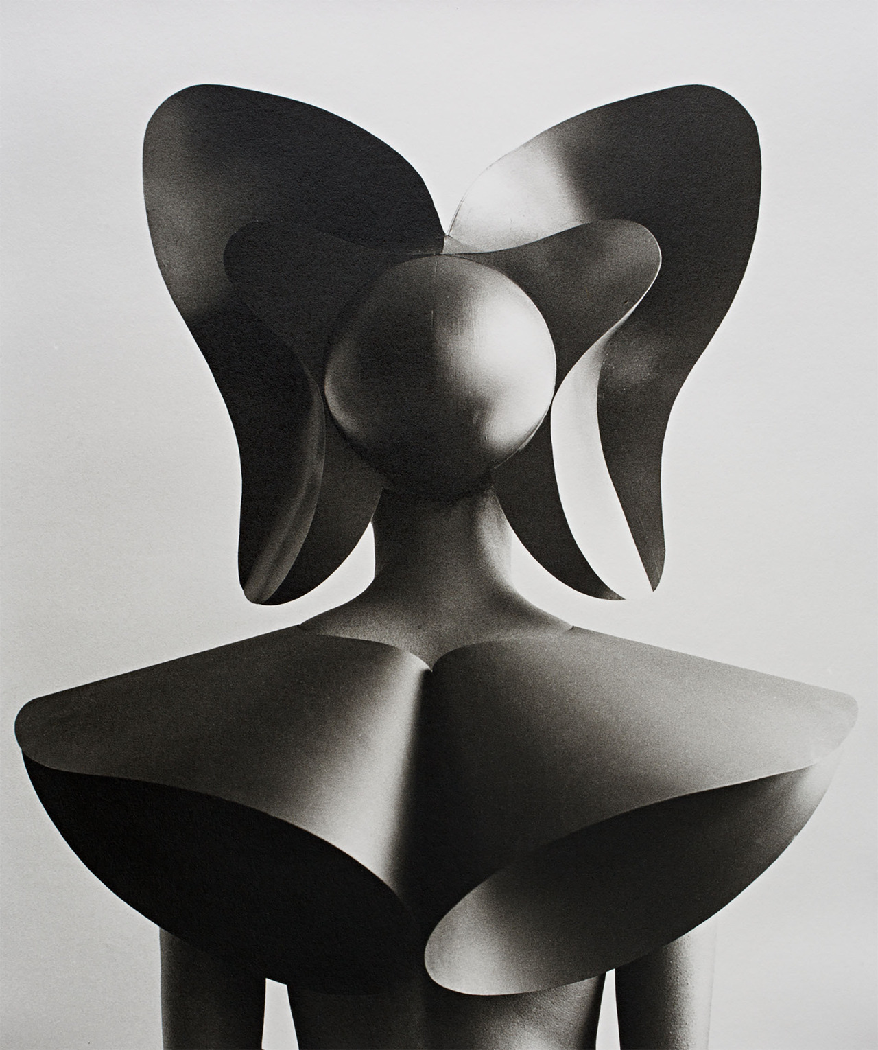 Archillect ID 407596