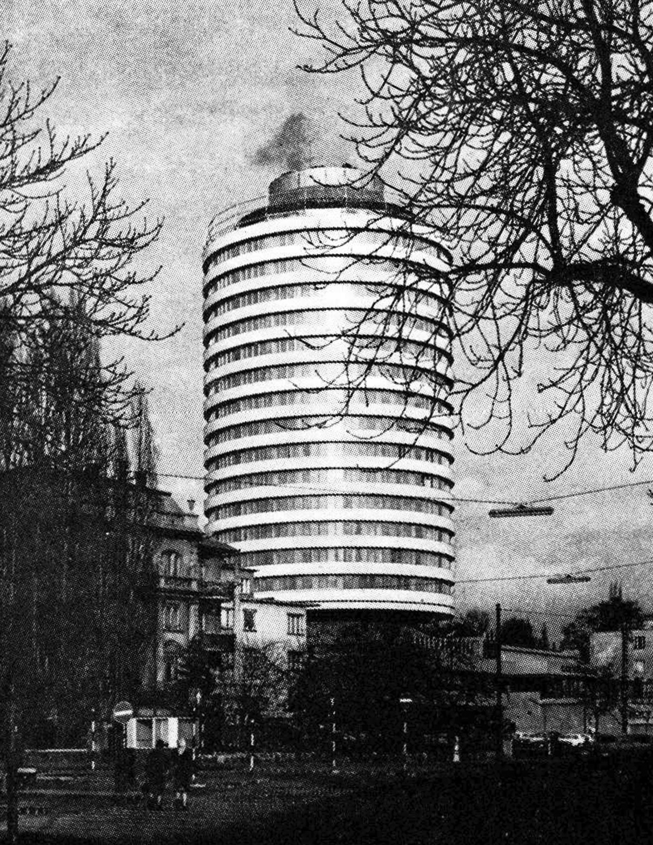 Archillect ID 407600