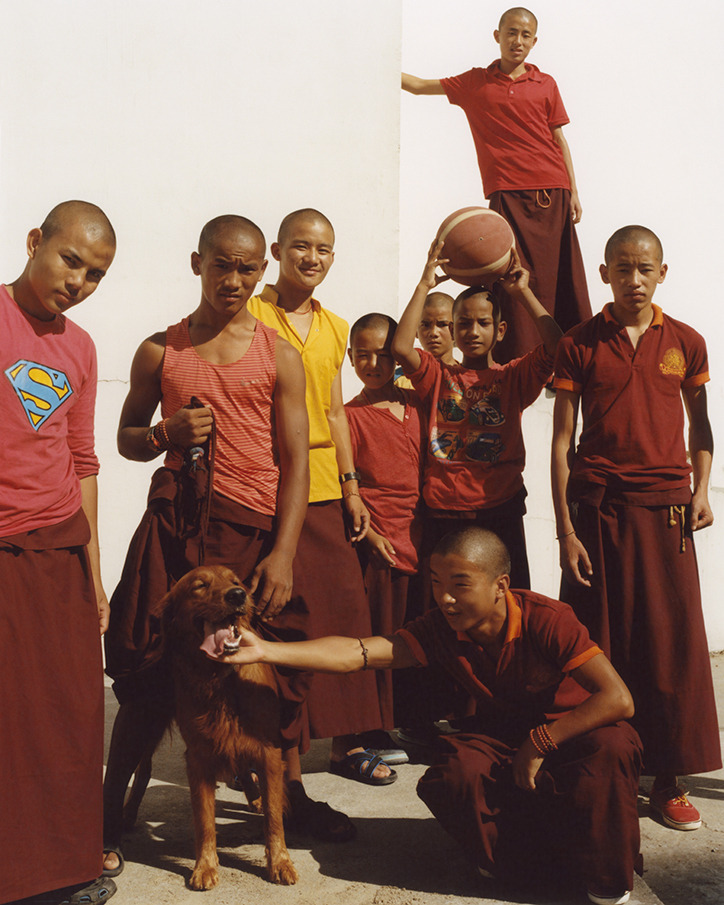 Archillect ID 407631