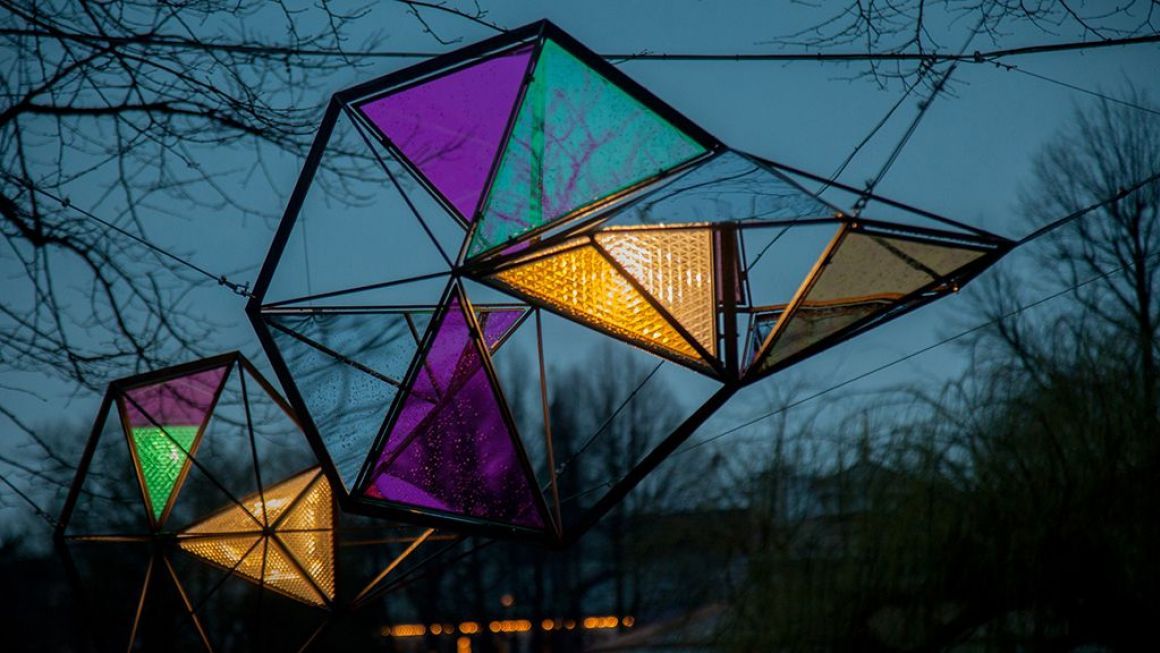 Archillect ID 407738