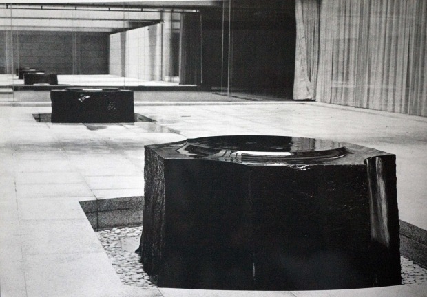 Archillect ID 407786