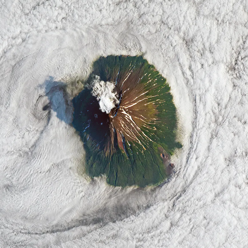 Archillect ID 407869