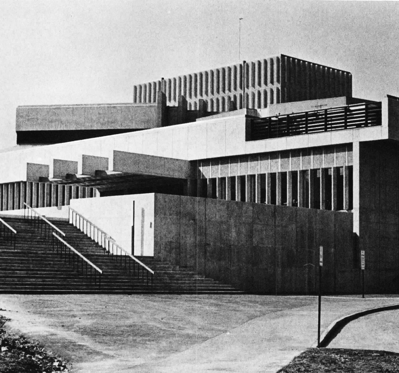 Archillect ID 407880