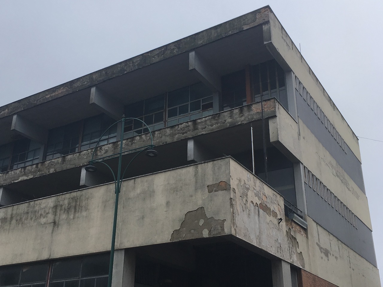 Archillect ID 407956