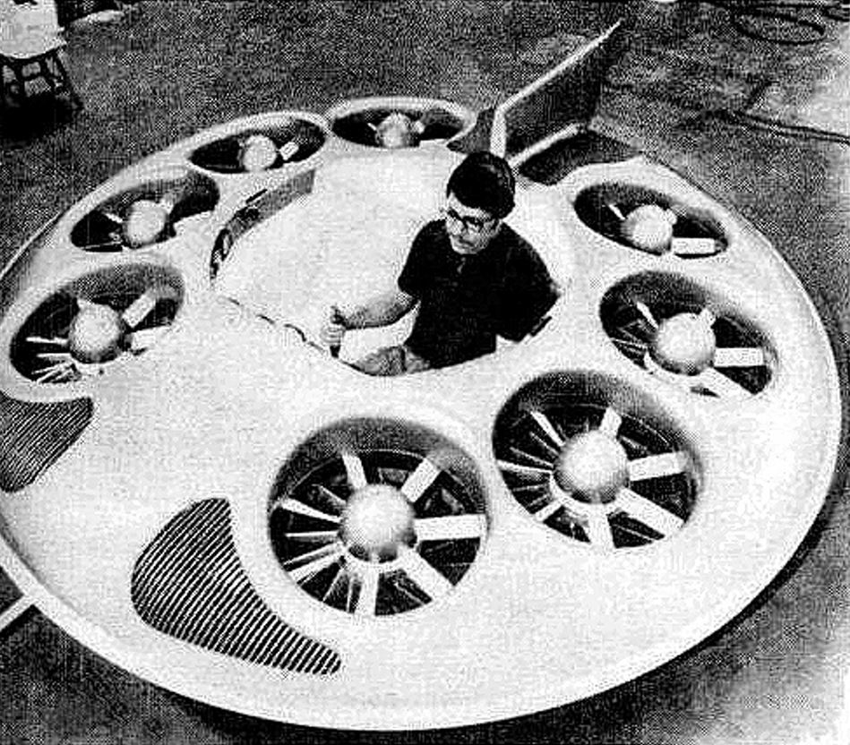 Archillect ID 408012