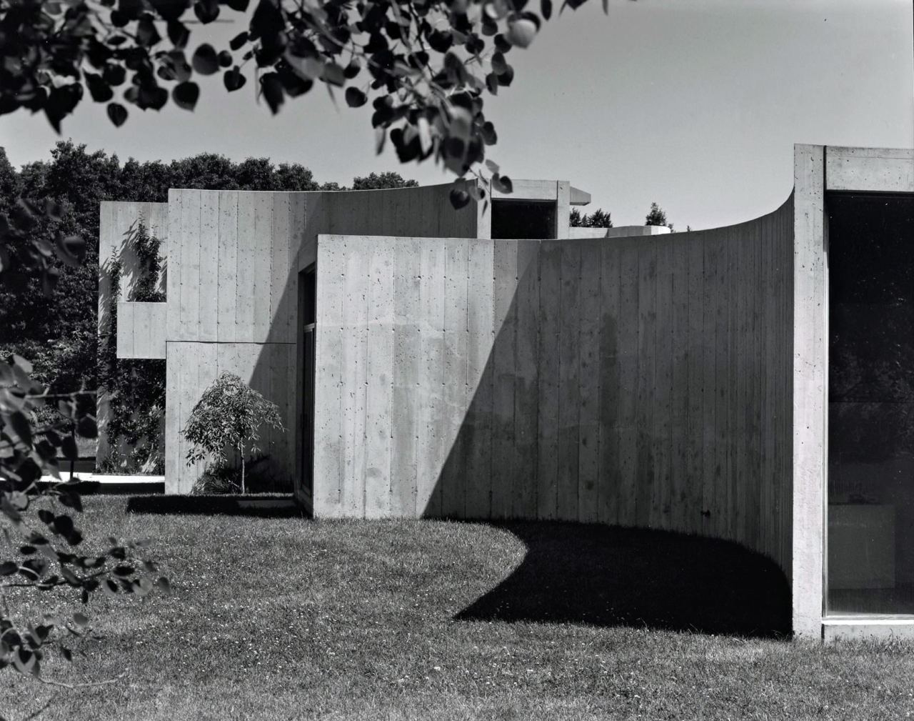 Archillect ID 408117