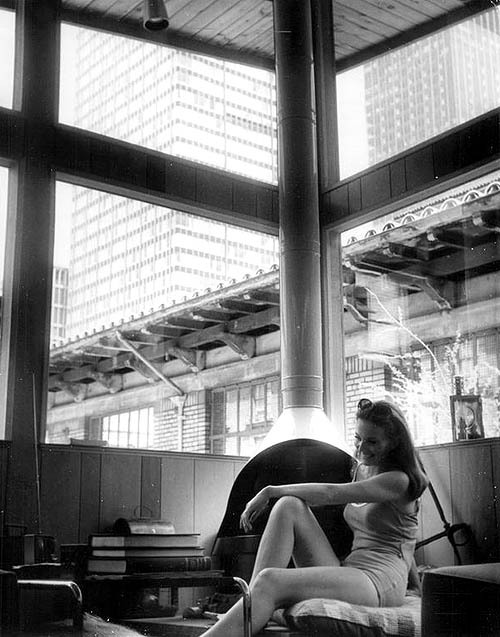 Archillect ID 408124