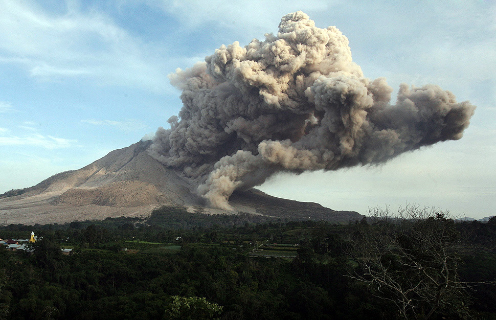 Archillect ID 408149