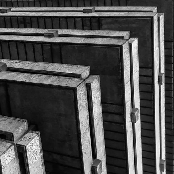 Archillect ID 408240