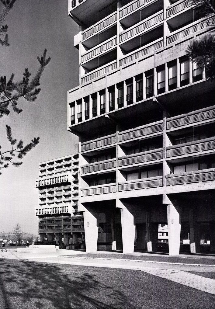 Archillect ID 408278