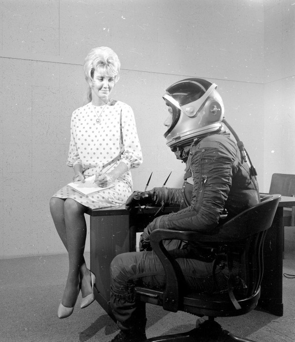 Archillect ID 408310